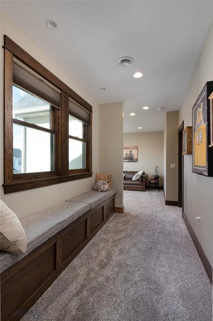1502 Ryun Sun Way Bozeman MT 59718