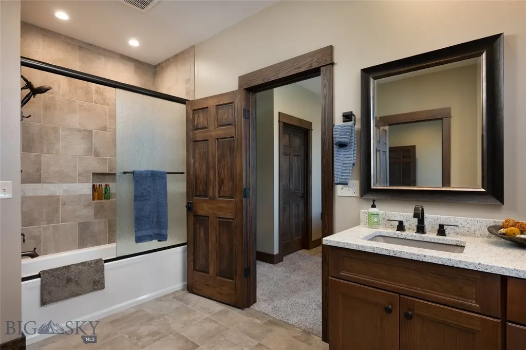 1502 Ryun Sun Way Bozeman MT 59718