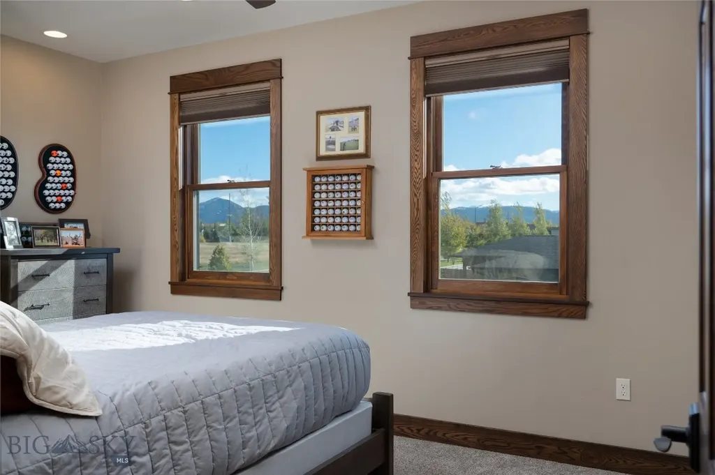 1502 Ryun Sun Way Bozeman MT 59718