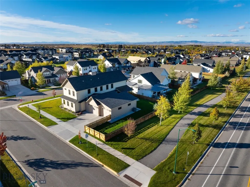 1502 Ryun Sun Way Bozeman MT 59718