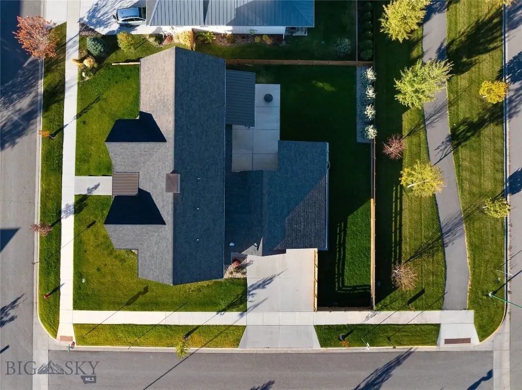 1502 Ryun Sun Way Bozeman MT 59718