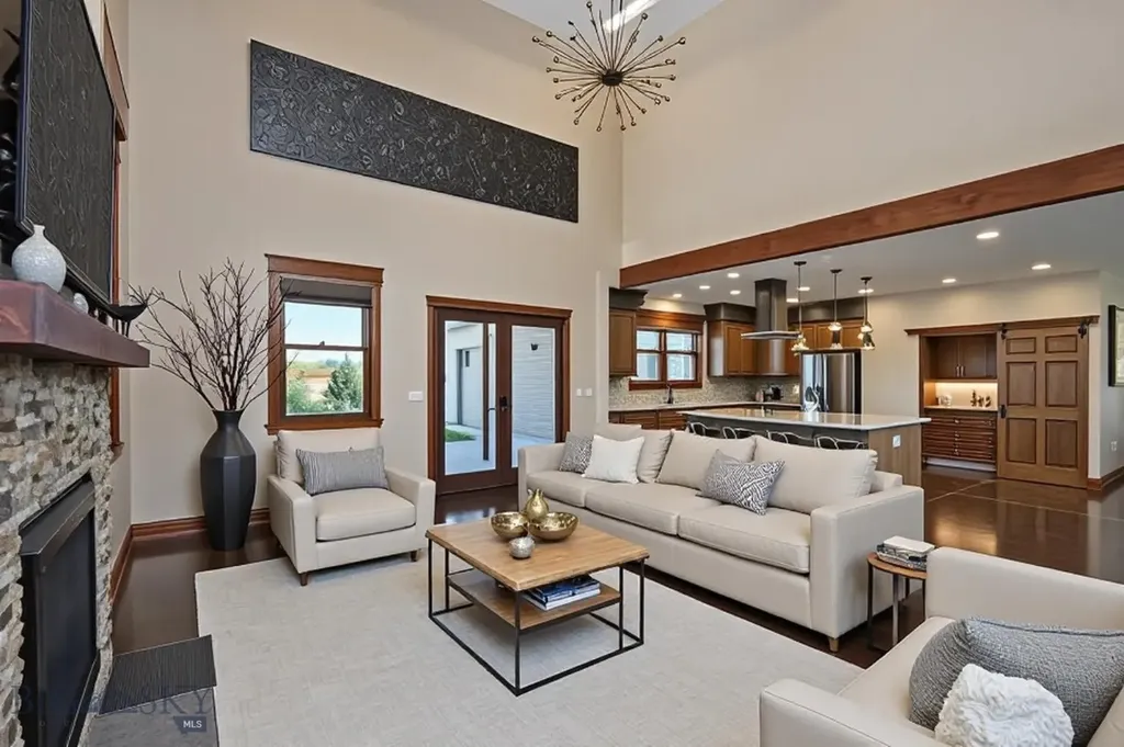 1502 Ryun Sun Way Bozeman MT 59718