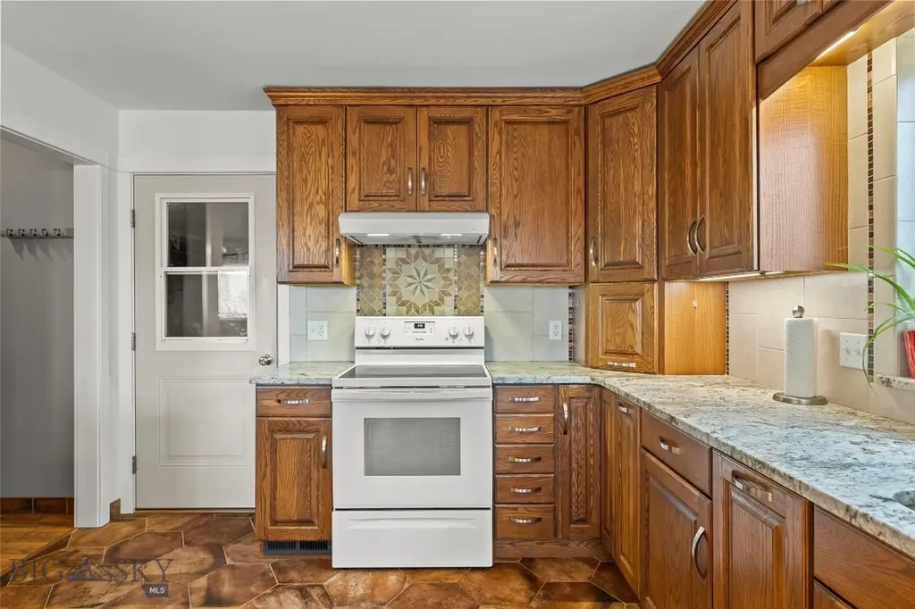 2306 Constellation Livingston MT 59047