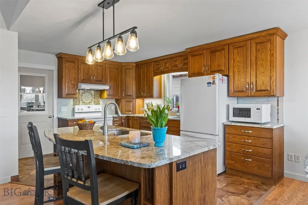 2306 Constellation Livingston MT 59047