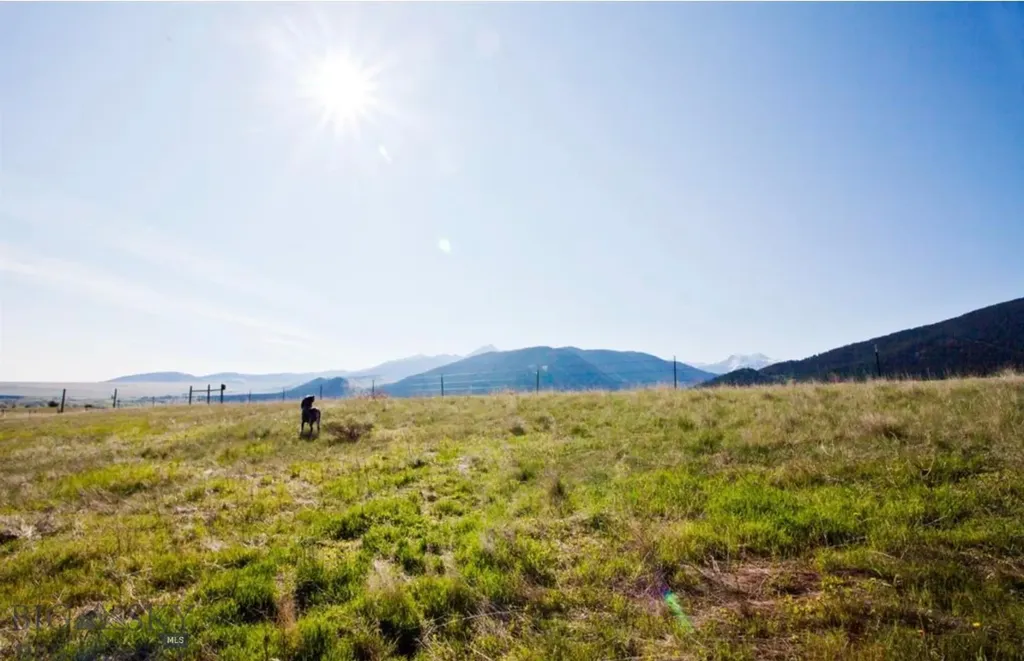 Tbd Wineglass Livingston MT 59047