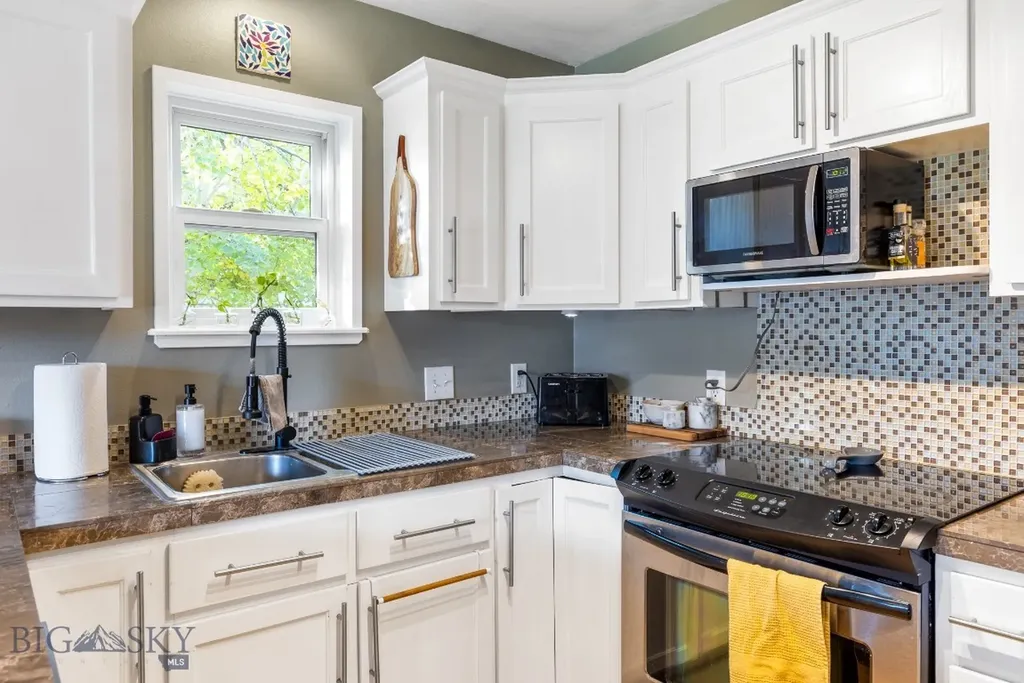 433 N Hunters Way Bozeman MT 59718