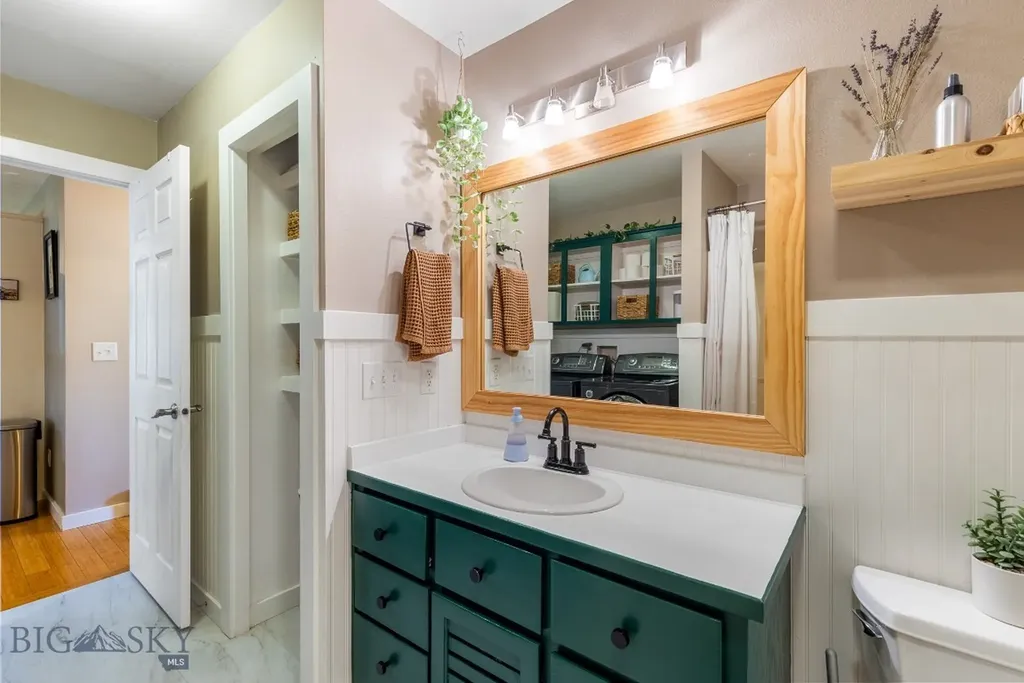 433 N Hunters Way Bozeman MT 59718