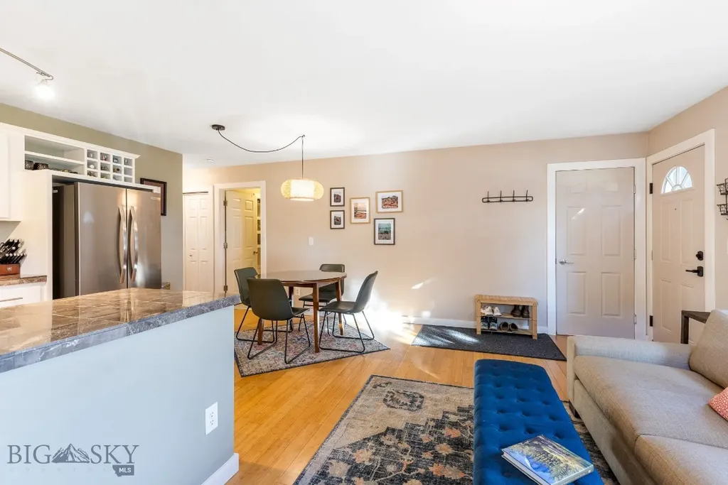 433 N Hunters Way Bozeman MT 59718