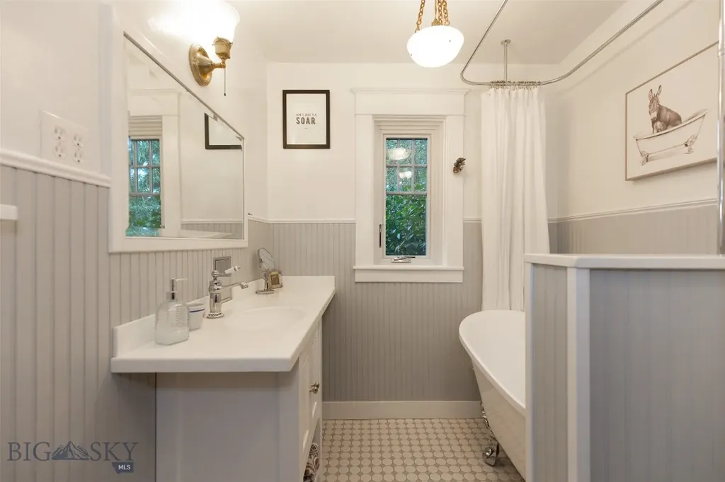 12 N Division Street Whitehall MT 59759