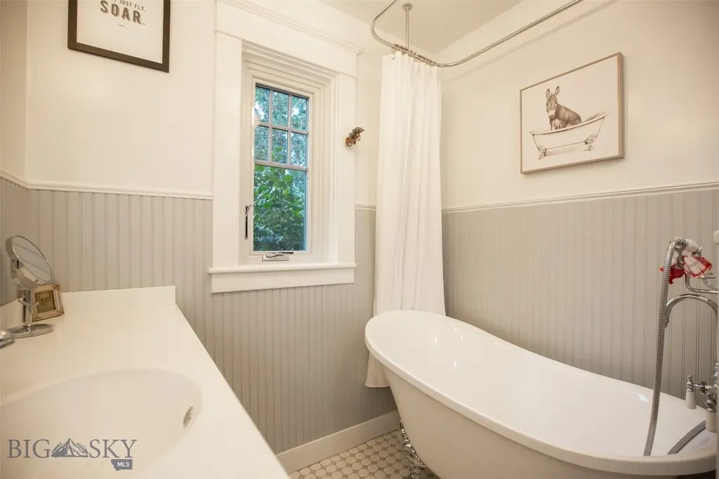12 N Division Street Whitehall MT 59759
