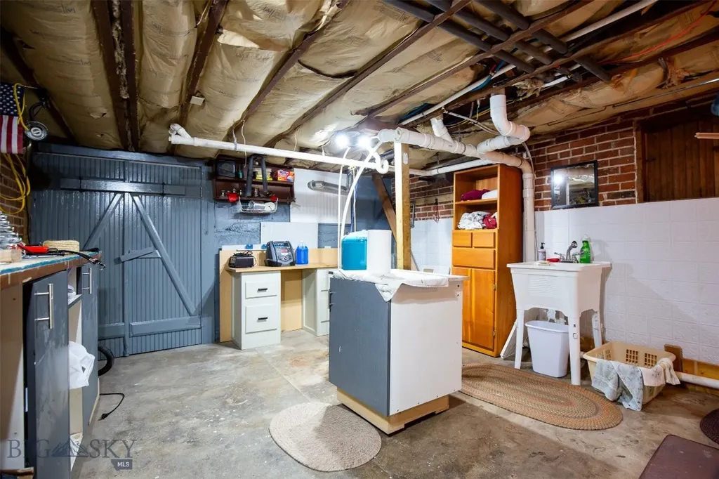 12 N Division Street Whitehall MT 59759