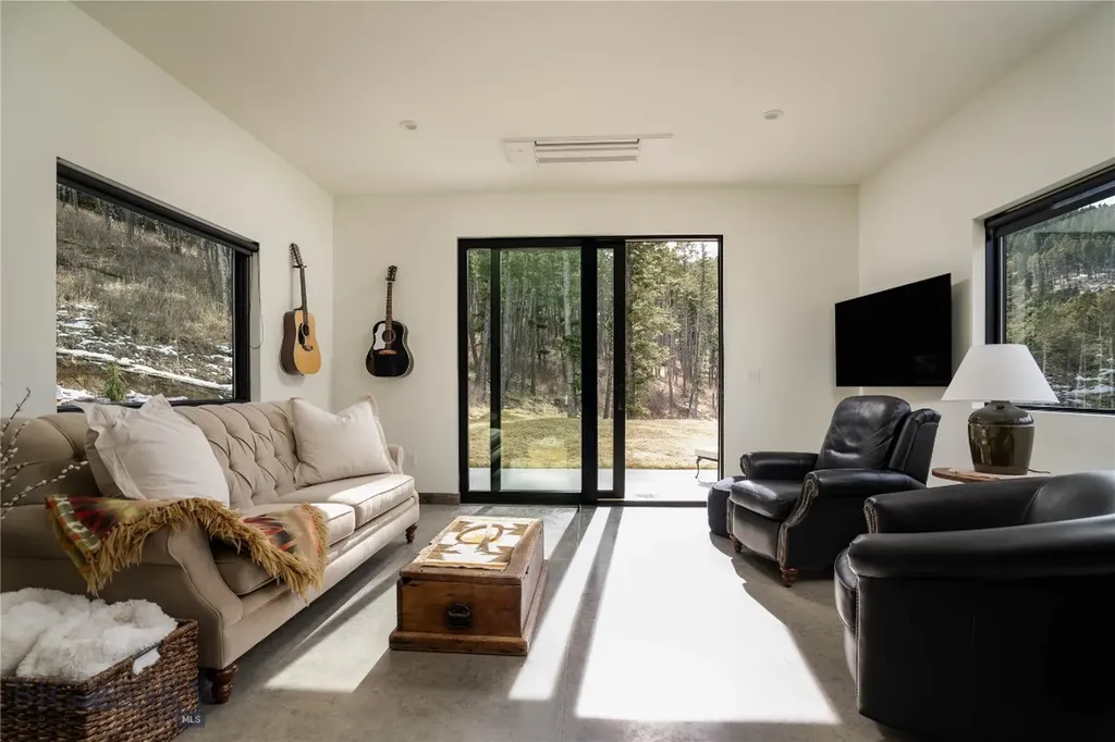 182 Elk Ridge Road Livingston MT 59047