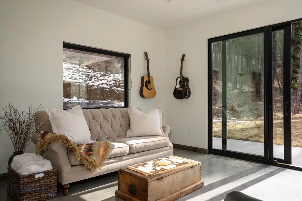 182 Elk Ridge Road Livingston MT 59047