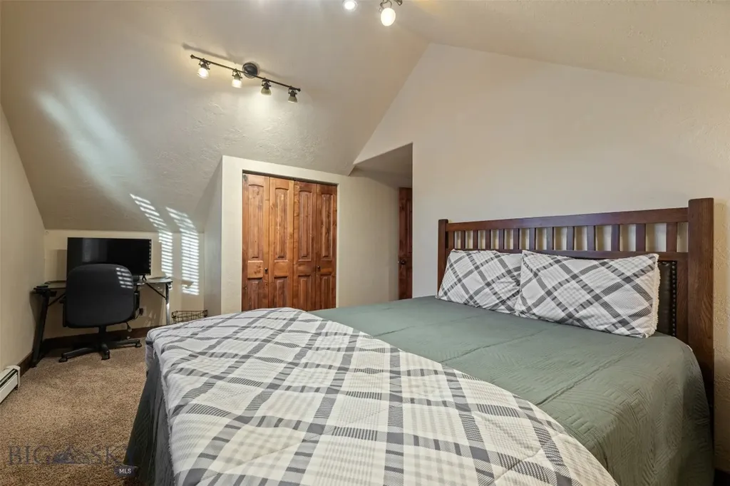 40 N Lake Drive Butte MT 59701