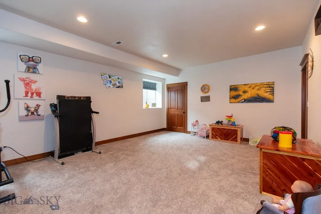 3 Windflower Three Forks MT 59752