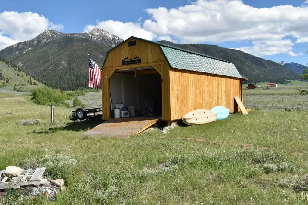 Lot 39b Sportsman's Paradise Cameron MT 59720