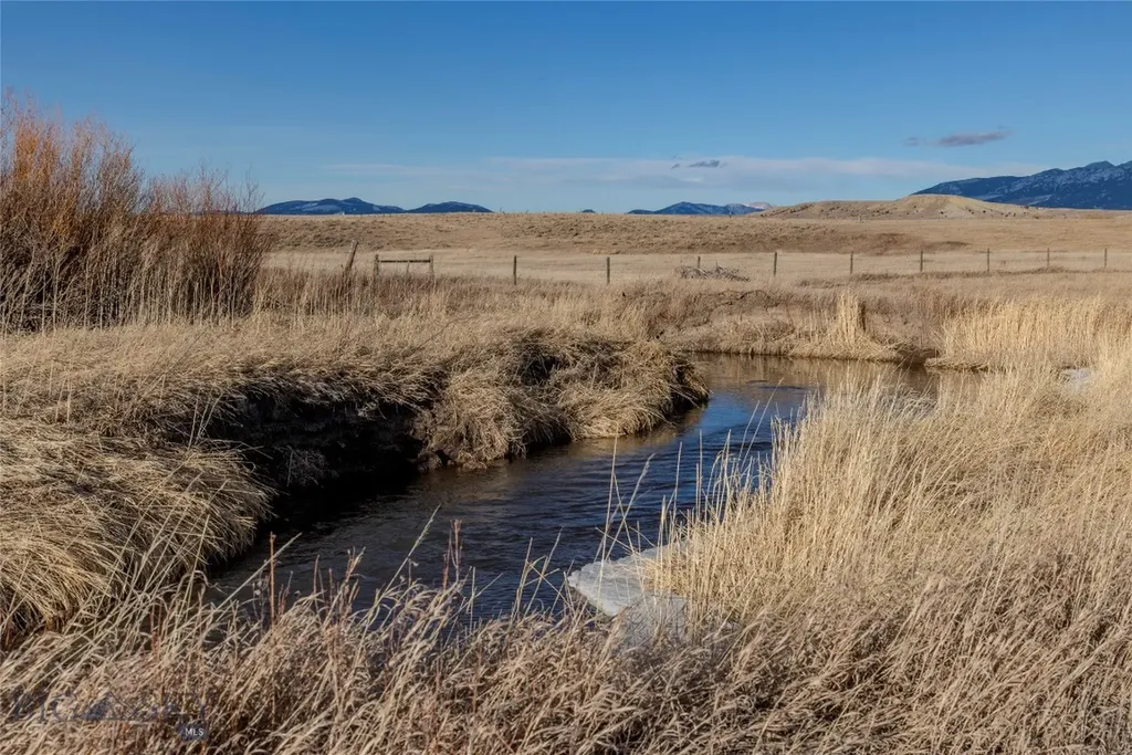 25 Becker Lane Wilsall MT 59086