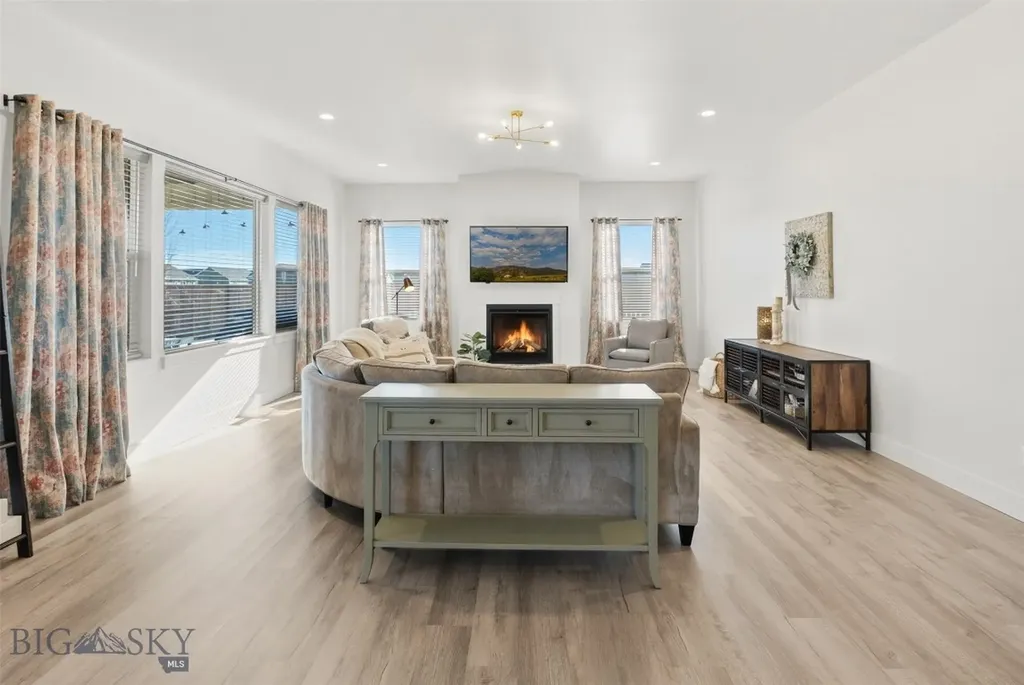1718 Wyatt Earp Court Belgrade MT 59714
