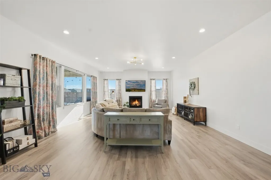 1718 Wyatt Earp Court Belgrade MT 59714