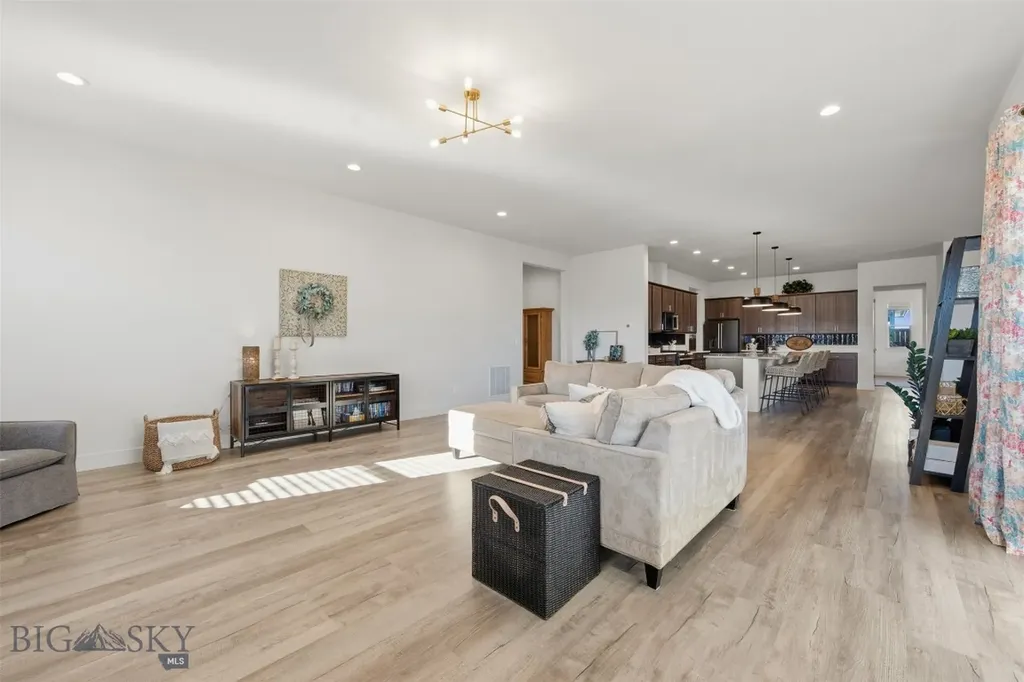 1718 Wyatt Earp Court Belgrade MT 59714