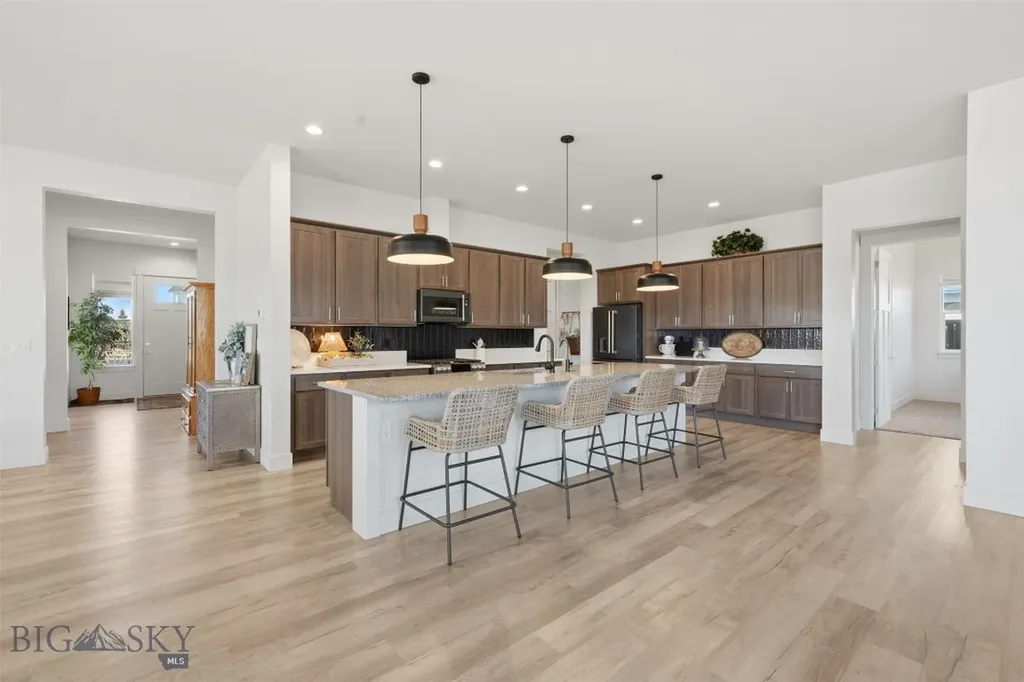 1718 Wyatt Earp Court Belgrade MT 59714