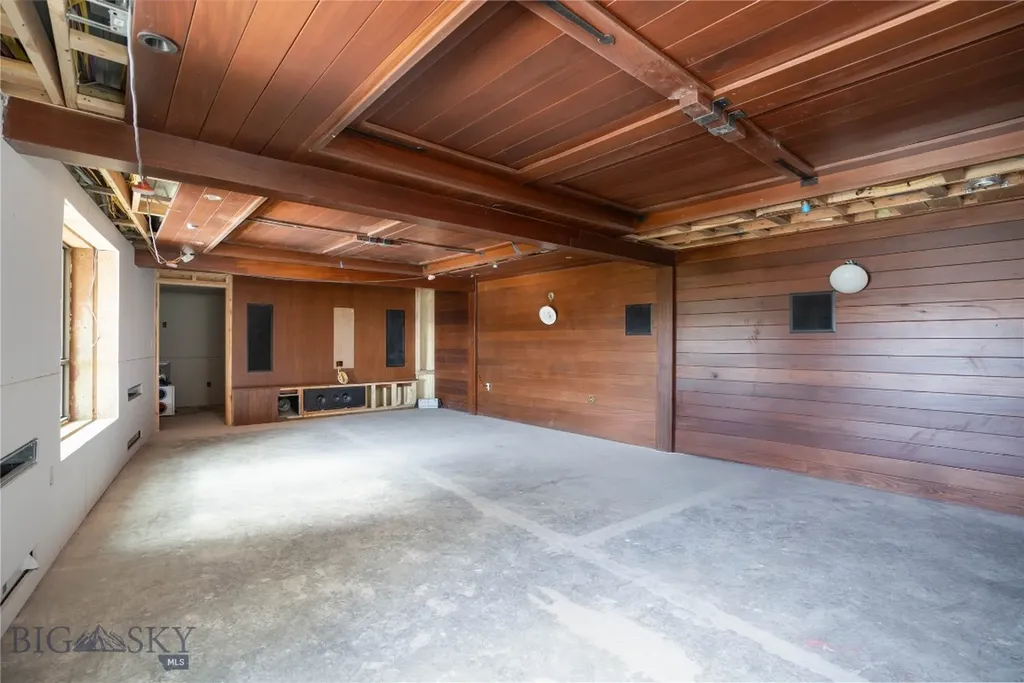 149 Beehive Basin Road Big Sky MT 59716