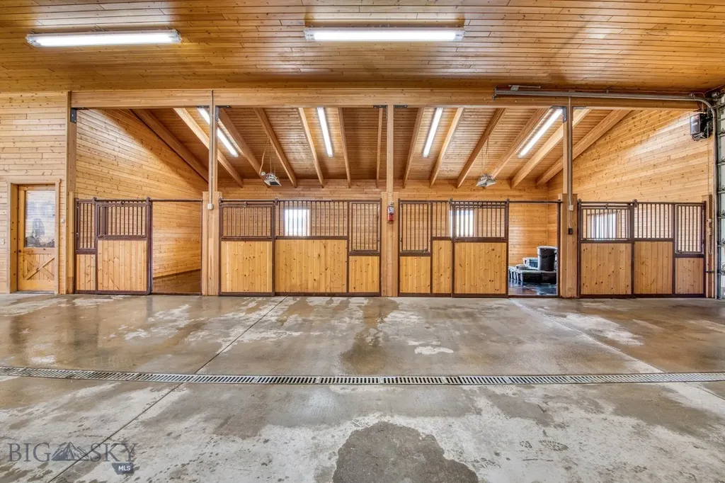 406 Chief Joseph Trail Darby MT 59829