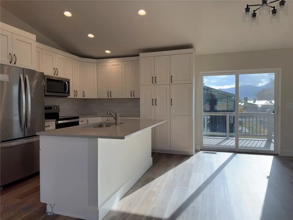 206 Otis Avenue Ennis MT 59729