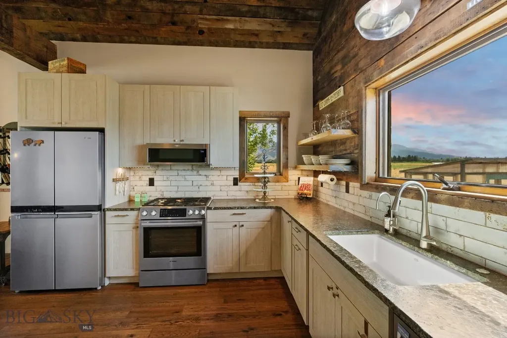 4186 Stimson Lane Belgrade MT 59714
