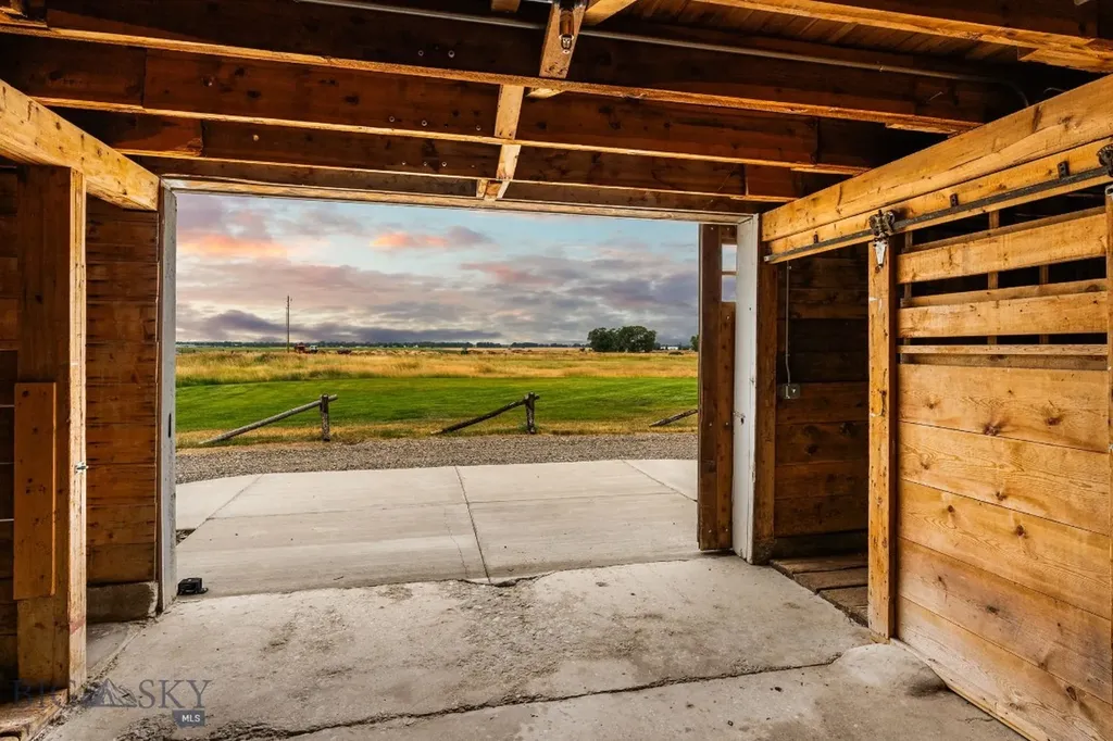 4186 Stimson Lane Belgrade MT 59714