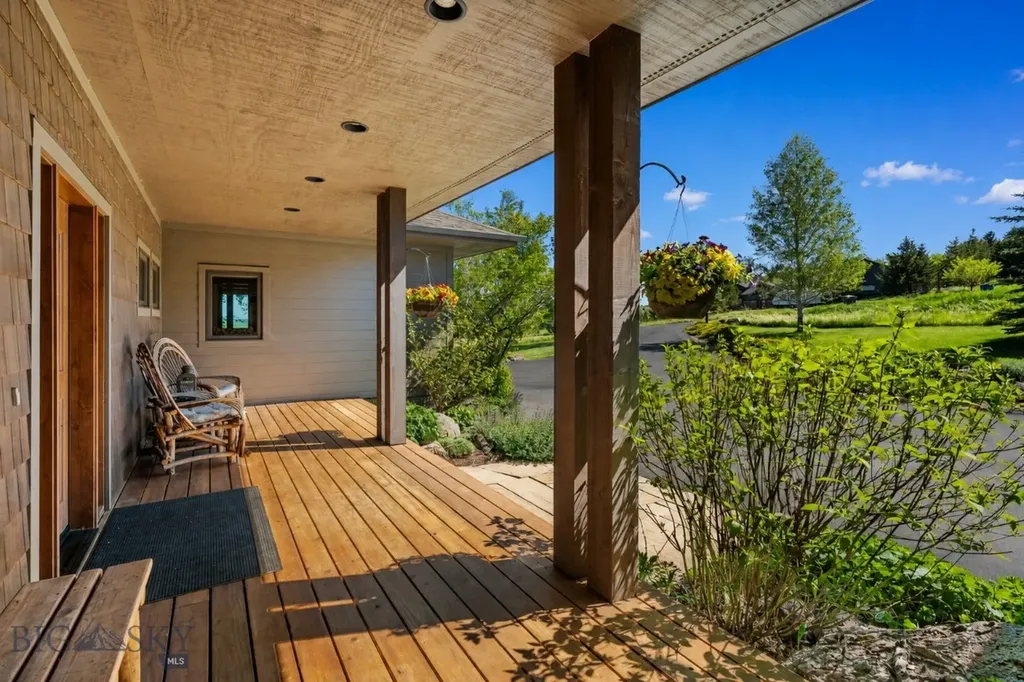 303 S Big Elk Meadow Road Gallatin Gateway MT 59730