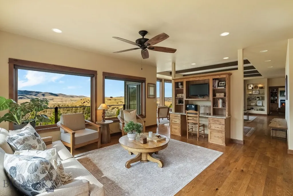 303 S Big Elk Meadow Road Gallatin Gateway MT 59730