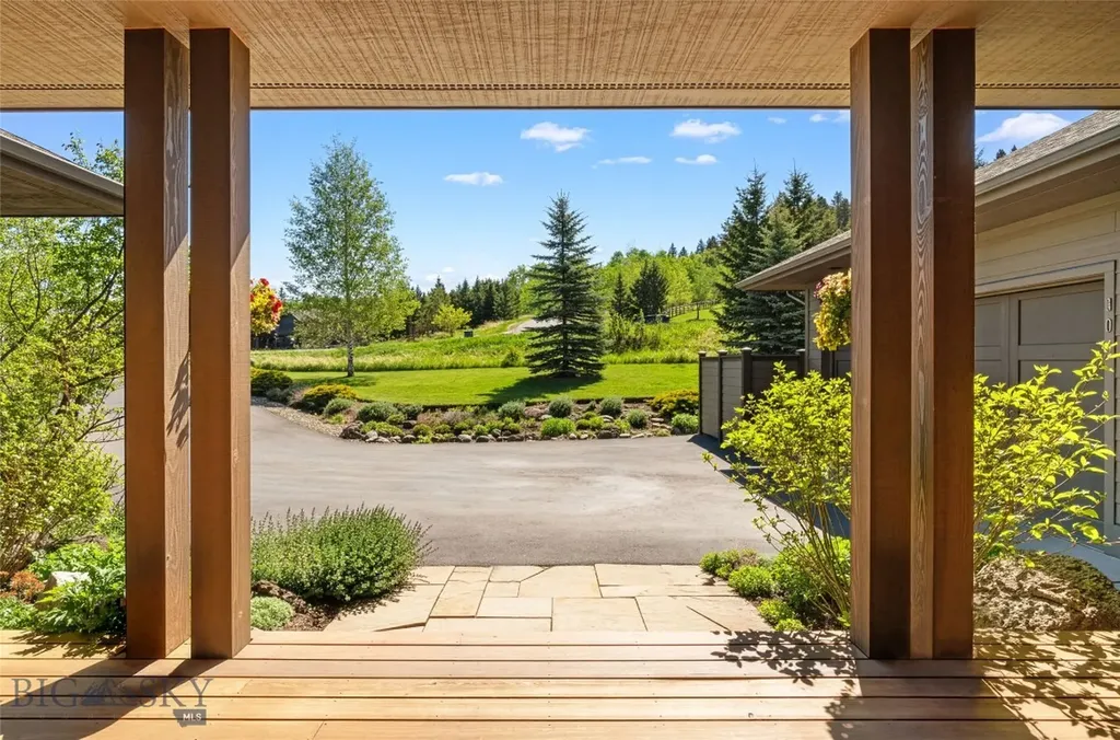 303 S Big Elk Meadow Road Gallatin Gateway MT 59730