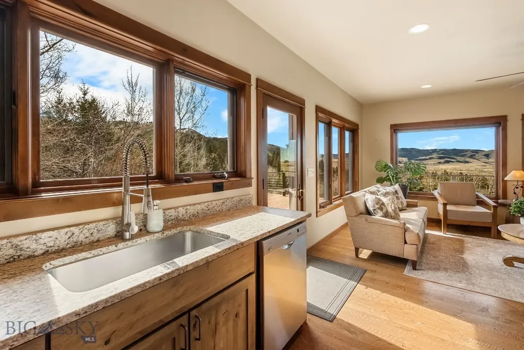 303 S Big Elk Meadow Road Gallatin Gateway MT 59730