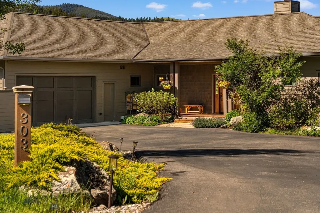 303 S Big Elk Meadow Road Gallatin Gateway MT 59730
