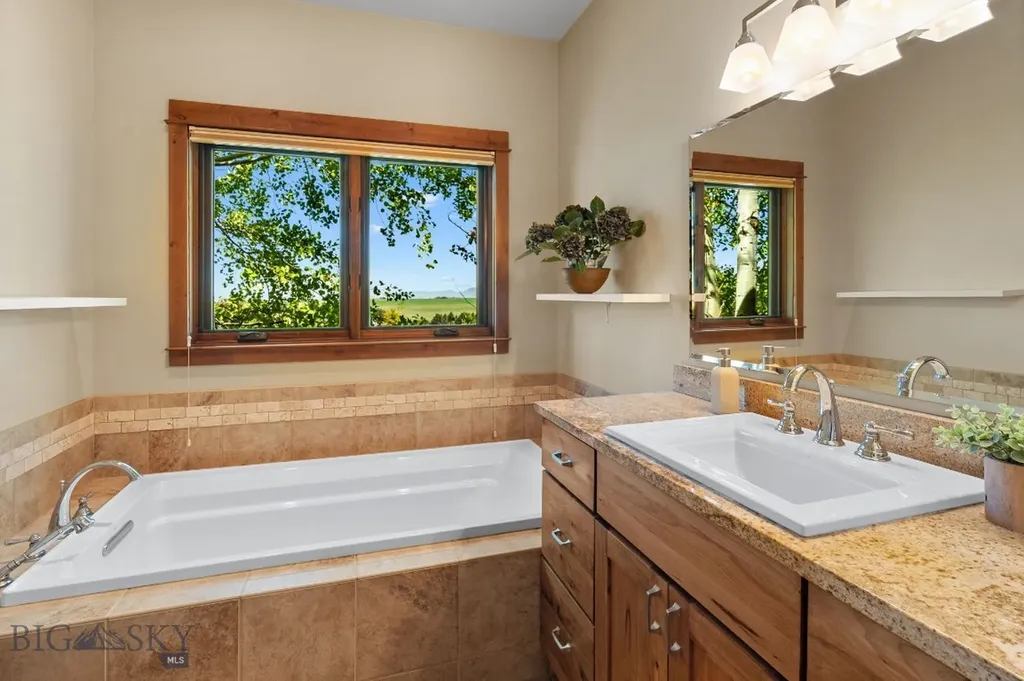 303 S Big Elk Meadow Road Gallatin Gateway MT 59730