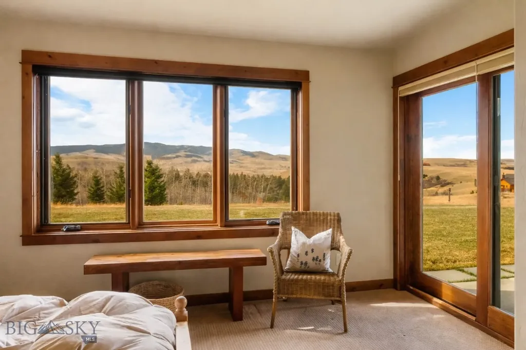 303 S Big Elk Meadow Road Gallatin Gateway MT 59730