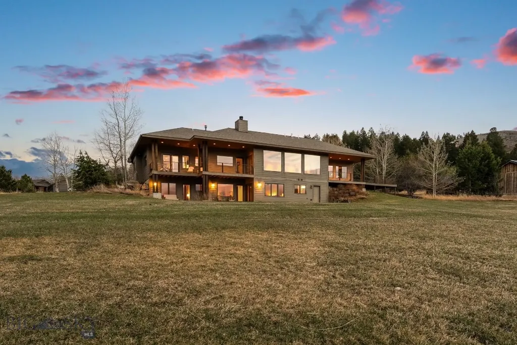 303 S Big Elk Meadow Road Gallatin Gateway MT 59730