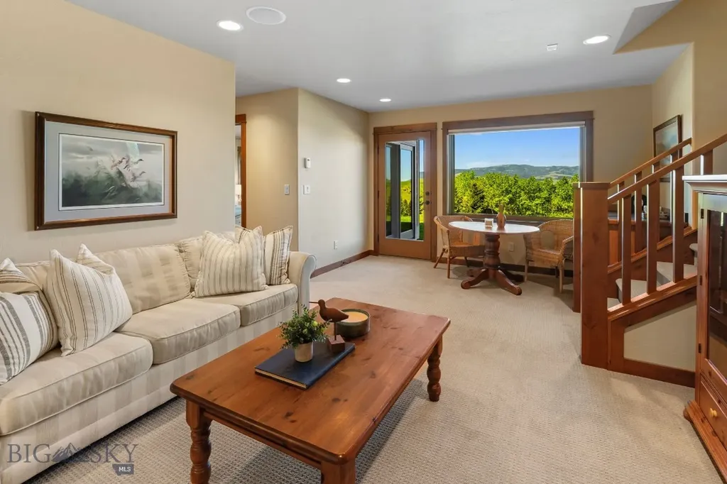 303 S Big Elk Meadow Road Gallatin Gateway MT 59730