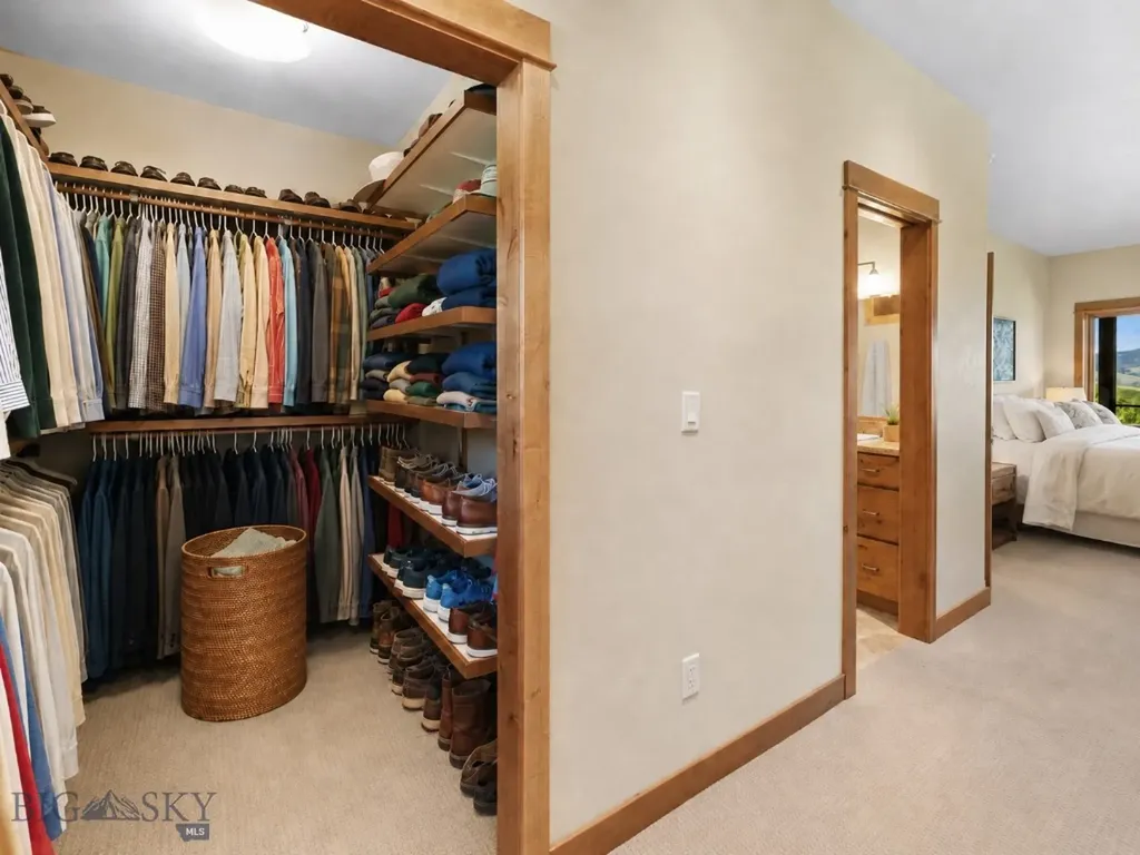 303 S Big Elk Meadow Road Gallatin Gateway MT 59730