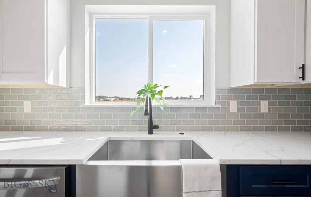 303 S Crispin Street Manhattan MT 59741