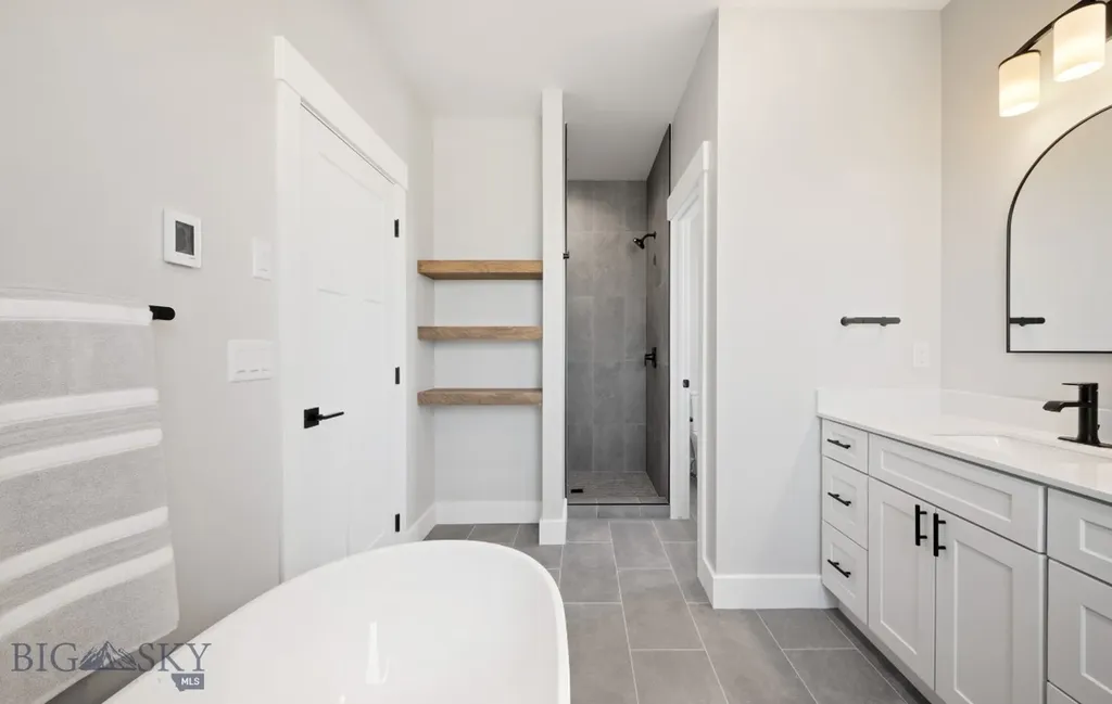 303 S Crispin Street Manhattan MT 59741