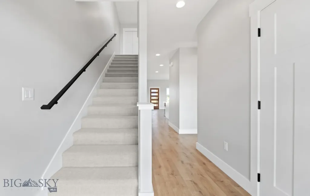 303 S Crispin Street Manhattan MT 59741