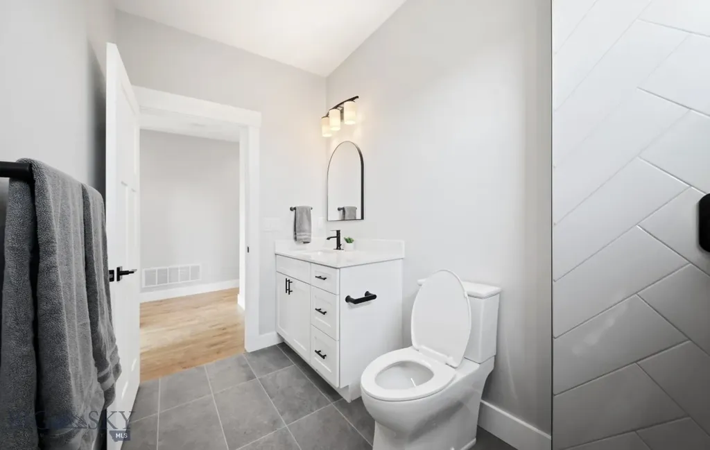 303 S Crispin Street Manhattan MT 59741