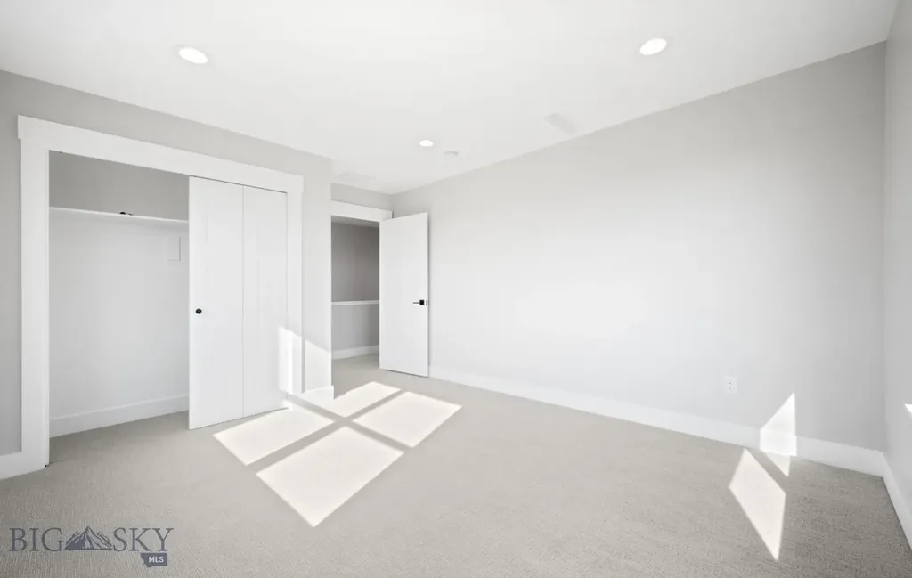 303 S Crispin Street Manhattan MT 59741