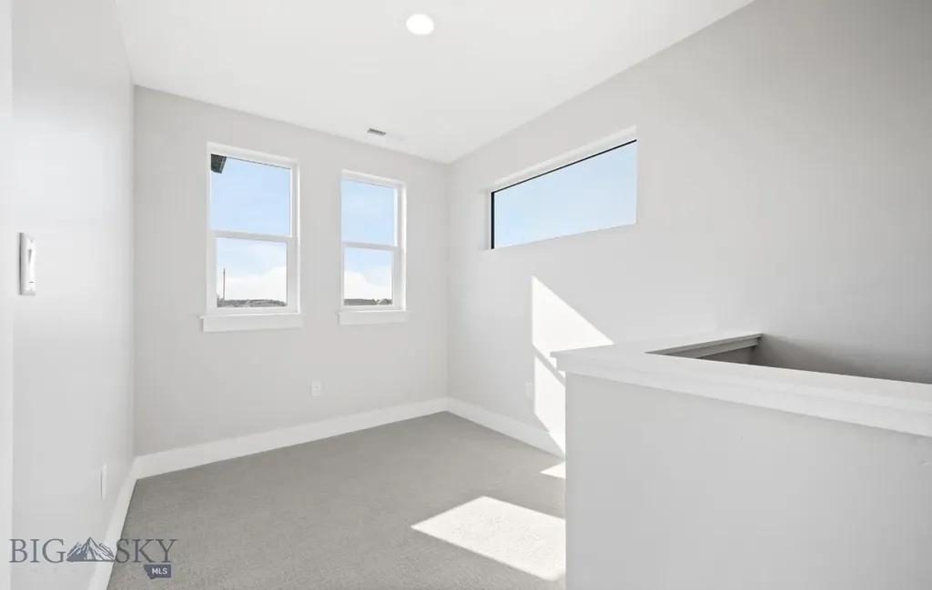 303 S Crispin Street Manhattan MT 59741