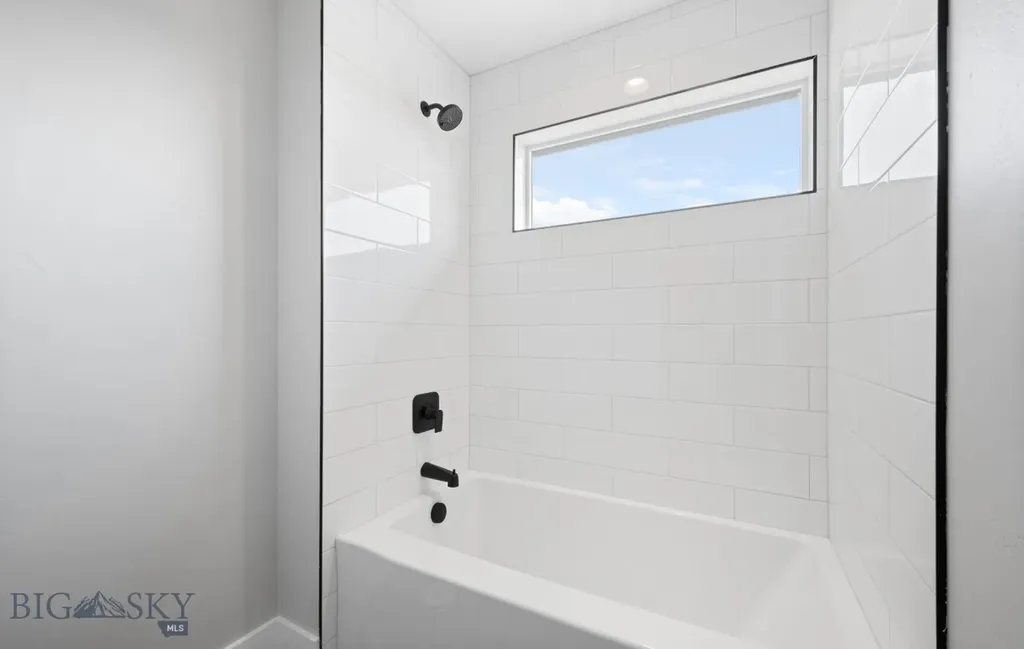303 S Crispin Street Manhattan MT 59741