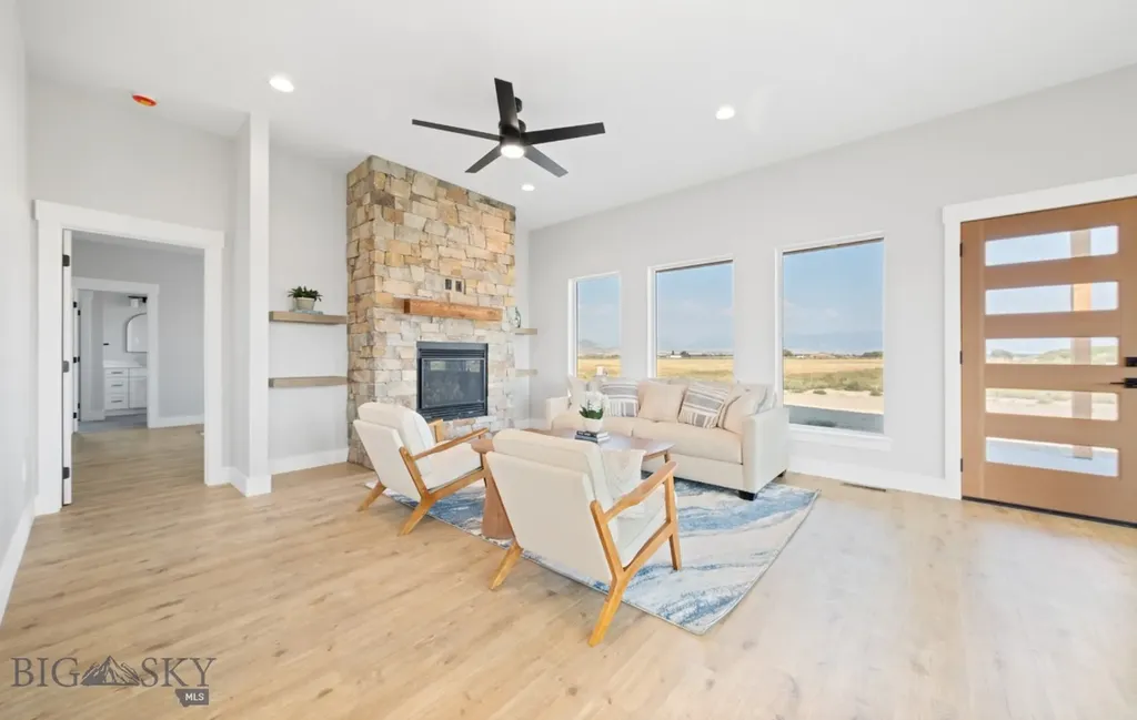303 S Crispin Street Manhattan MT 59741