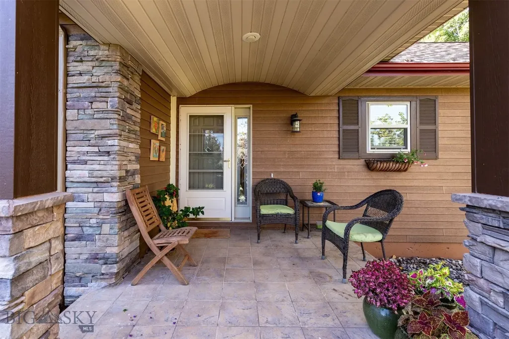 330 Evening Star Lane Bozeman MT 59715