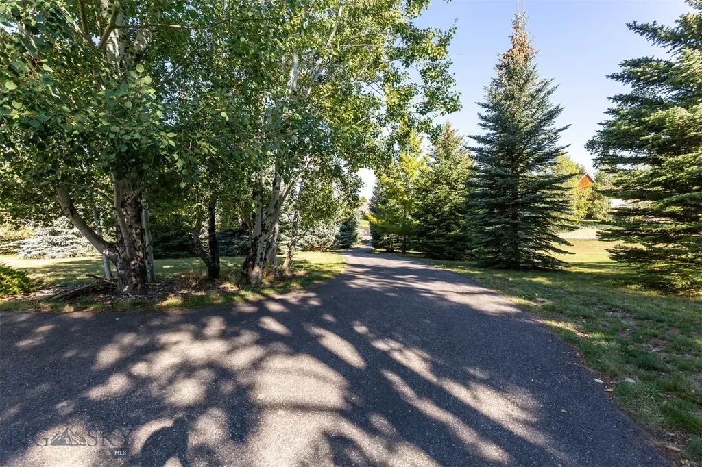 330 Evening Star Lane Bozeman MT 59715